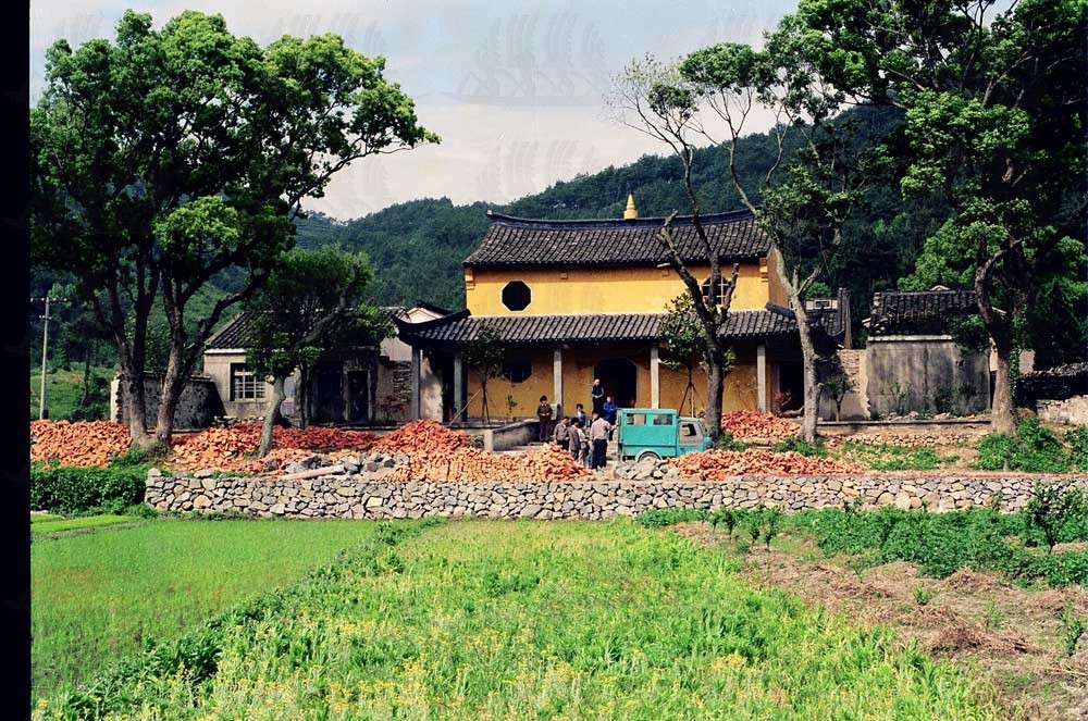 华夏名景 浙江  宁国寺位于宁波市北仑区白峰镇小门村,1993年被区文物